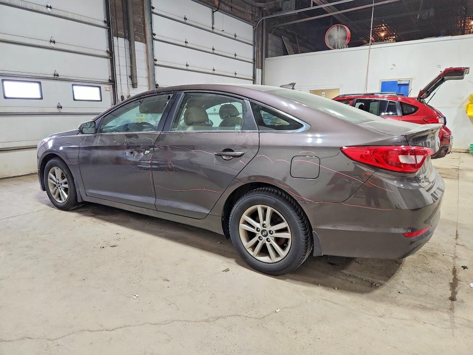 2015 Hyundai Sonata მანქანა იყიდება აუქციონზე, vin: 5NPE24AF2FH206572, აუქციონის ნომერი: 58185076