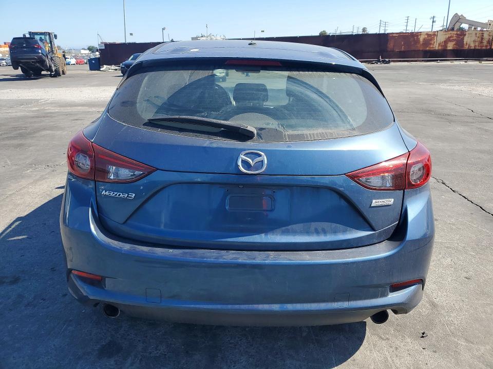 58008526 :رقم المزاد ، JM1BN1L7XH1126459 vin ، 2017 Mazda 3 مزاد بيع