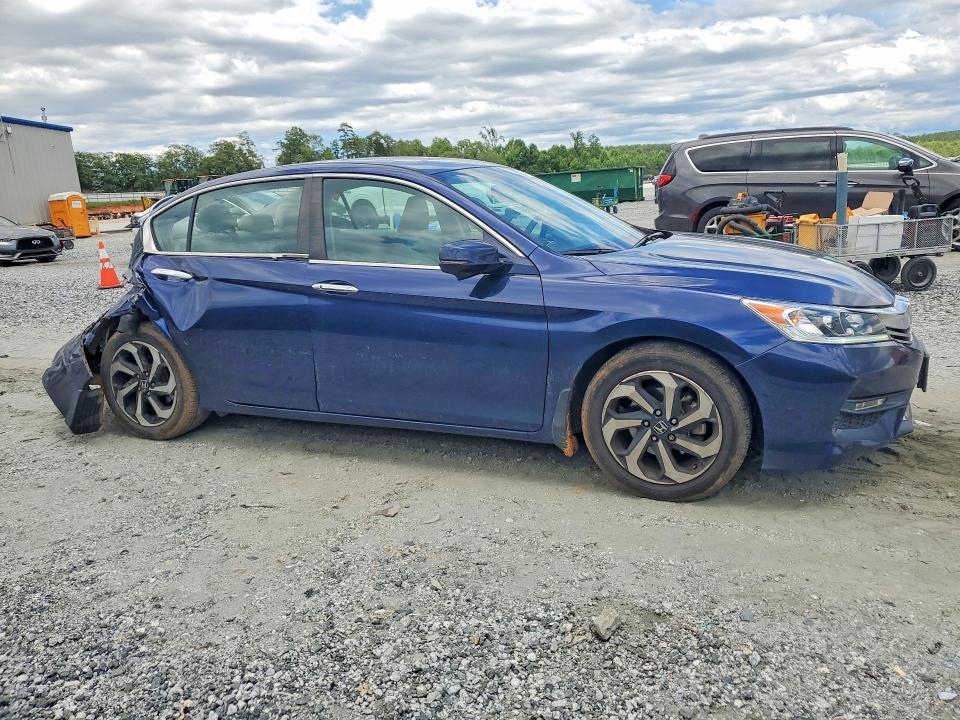 58733606 :رقم المزاد ، 1HGCR2F85GA062415 vin ، 2016 Honda Accord مزاد بيع