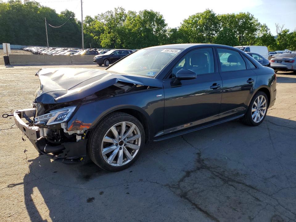 55675426 :رقم المزاد ، WAUDNAF40JA130971 vin ، 2018 Audi A4 مزاد بيع