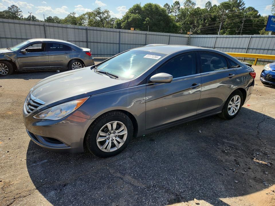 2013 Hyundai Sonata მანქანა იყიდება აუქციონზე, vin: 5NPEB4AC8DH587637, აუქციონის ნომერი: 59171256