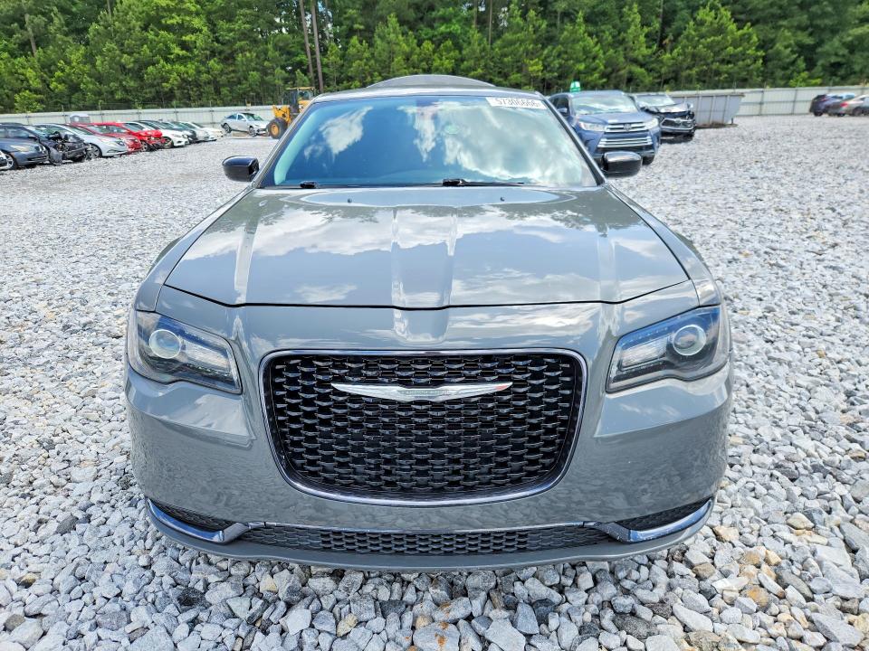 Продажа на аукционе авто 2018 Chrysler 300, vin: 2C3CCAAG5JH283454, номер лота: 57306666