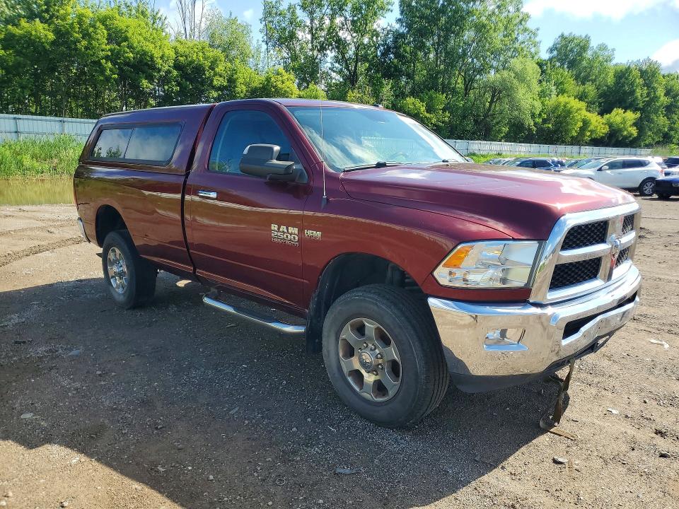 56066676 :رقم المزاد ، 3C6LR5BTXJG251717 vin ، 2018 Ram 2500 مزاد بيع