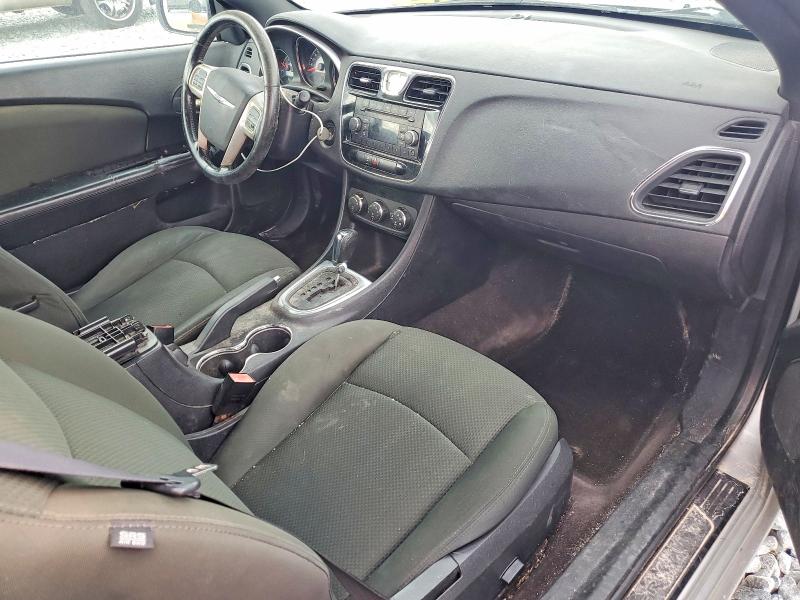 58423416 :رقم المزاد ، 1C3BCBEB1CN149437 vin ، 2012 Chrysler 200 مزاد بيع