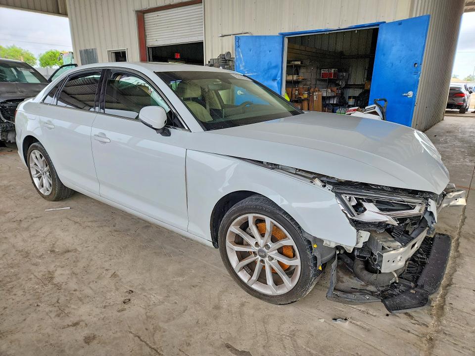 2019 Audi A4 მანქანა იყიდება აუქციონზე, vin: WAUHMAF48KA014584, აუქციონის ნომერი: 55332206