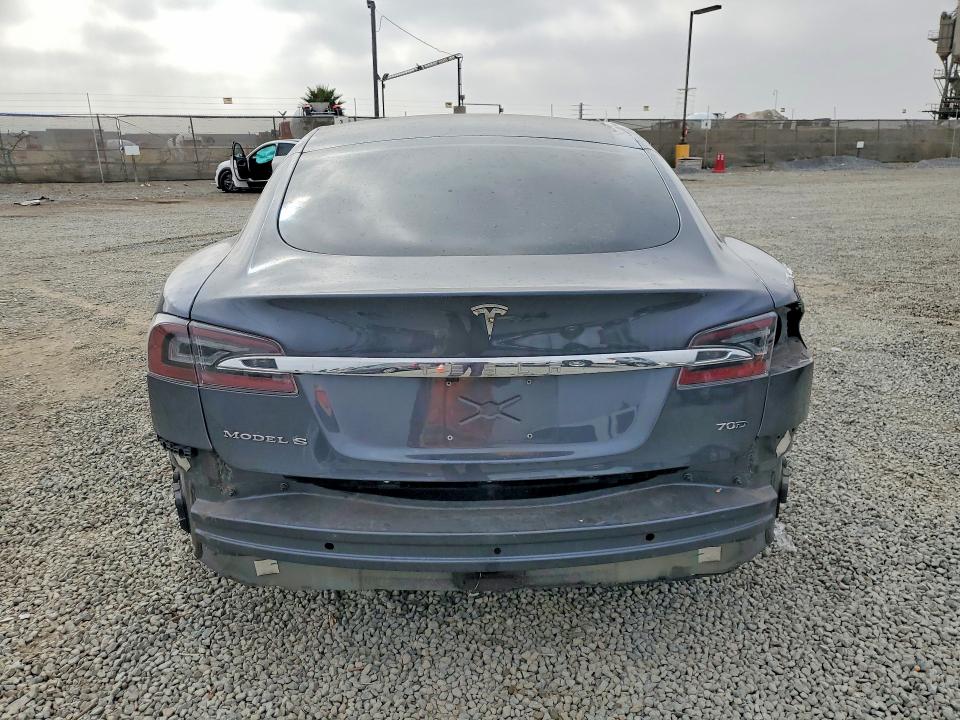 Продажа на аукционе авто 2015 Tesla Model S, vin: 5YJSA1E24FF113840, номер лота: 55938346