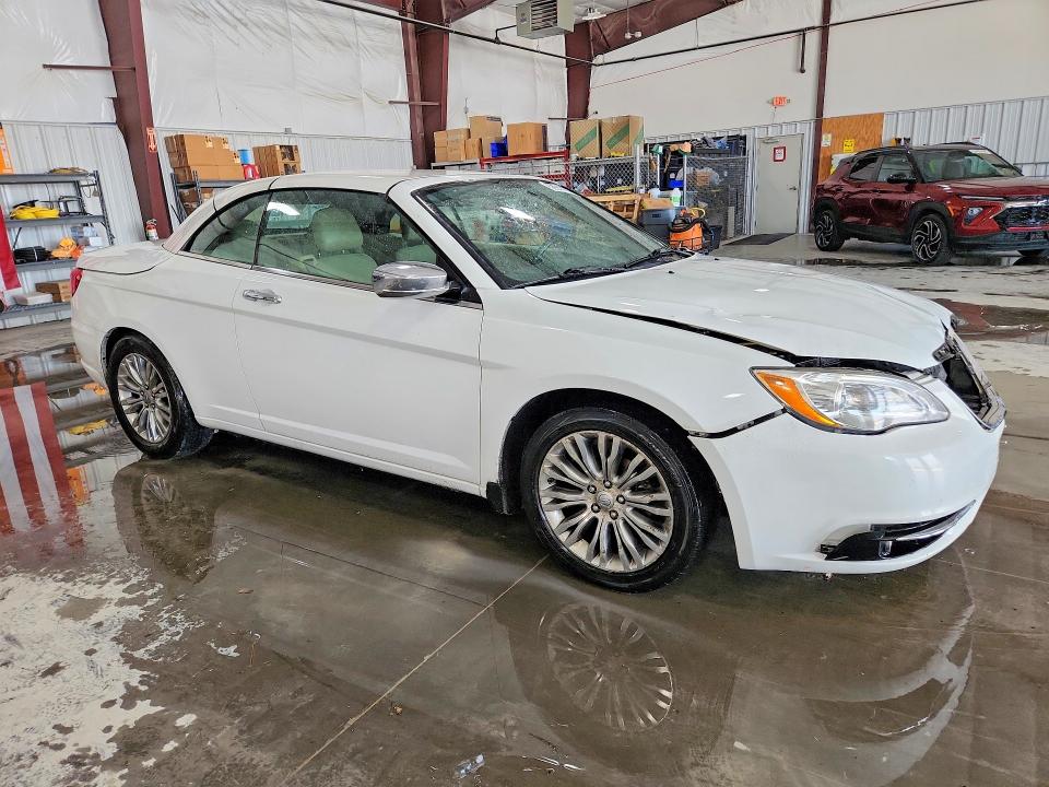 Auction sale of the 2012 Chrysler 200, vin: 1C3BCBFG5CN284902, lot number: 58943326
