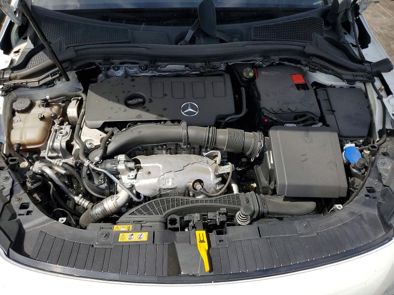 56644556 :رقم المزاد ، W1N4N4GB0MJ251580 vin ، 2021 Mercedes-benz Gla مزاد بيع