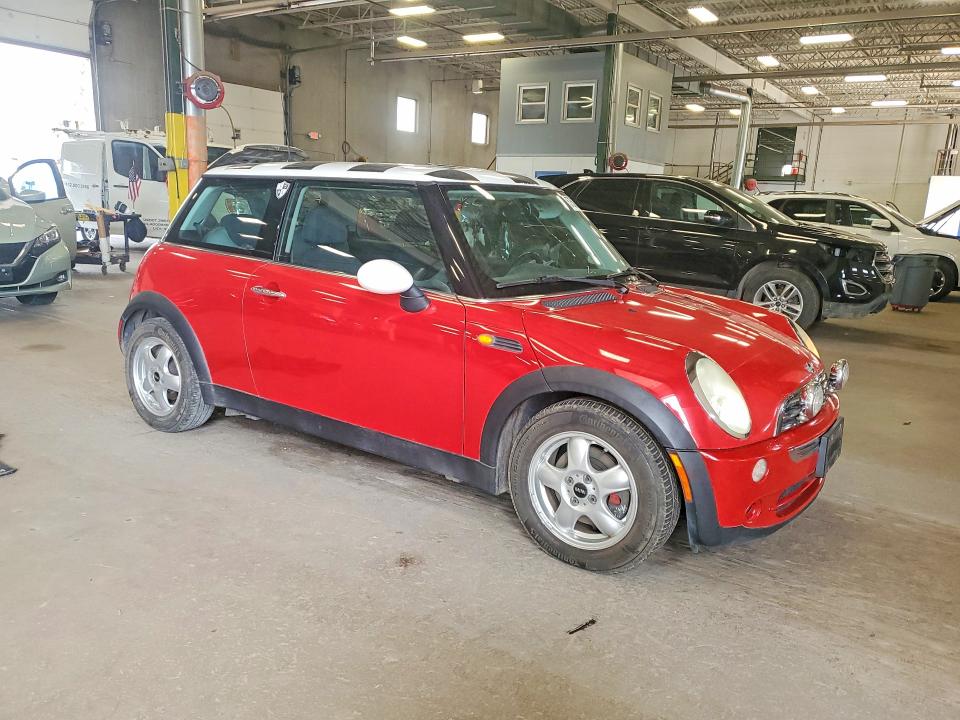 2006 Mini Cooper მანქანა იყიდება აუქციონზე, vin: WMWRC33586TK68614, აუქციონის ნომერი: 57560616