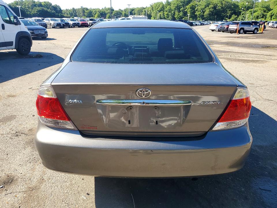 2005 Toyota Camry მანქანა იყიდება აუქციონზე, vin: JTDBE32K453033907, აუქციონის ნომერი: 58332306