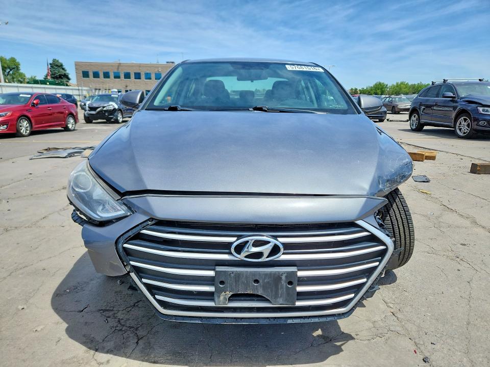 57681516 :رقم المزاد ، 5NPD74LFXJH383308 vin ، 2018 Hyundai Elantra مزاد بيع