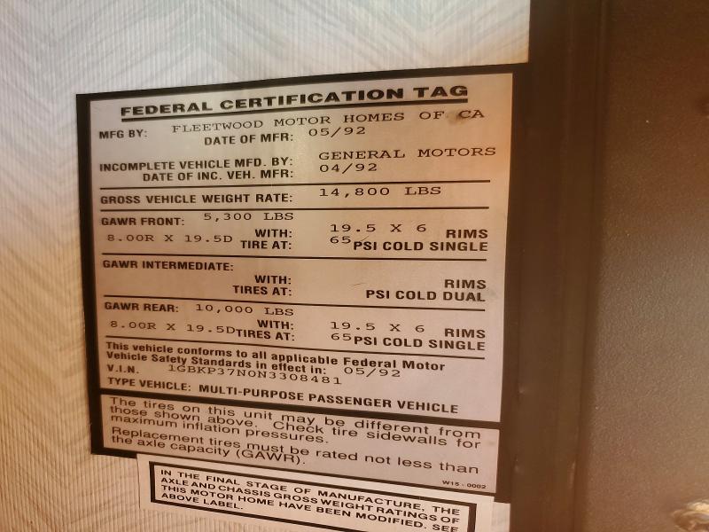 58992876 :رقم المزاد ، 1GBKP37N0N3308481 vin ، 1992 Chevrolet P30 مزاد بيع