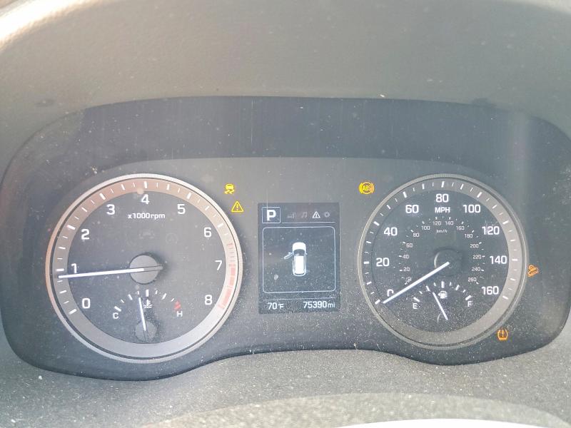 2018 Hyundai Tucson მანქანა იყიდება აუქციონზე, vin: KM8J33A28JU801066, აუქციონის ნომერი: 55432196