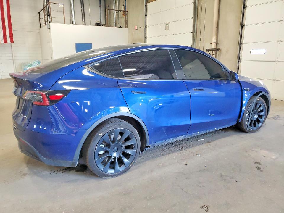 58322996 :رقم المزاد ، 7SAYGDEE9NA011243 vin ، 2022 Tesla Model Y مزاد بيع