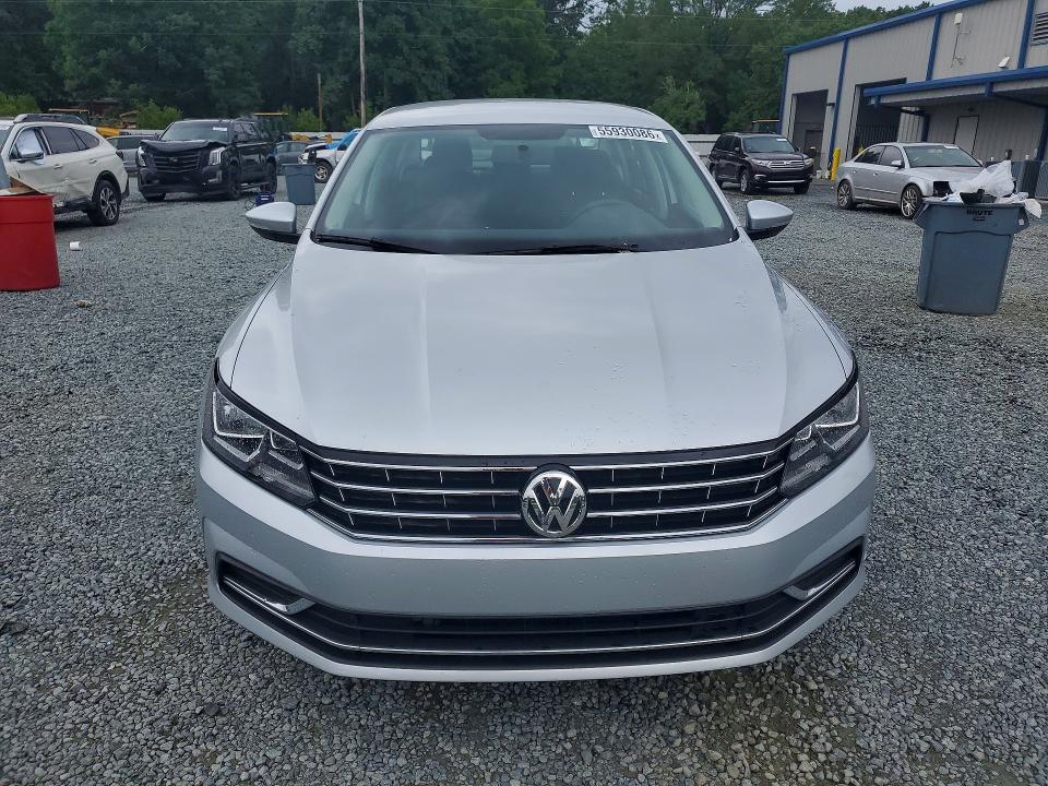 2017 Volkswagen Passat მანქანა იყიდება აუქციონზე, vin: 1VWAT7A34HC058567, აუქციონის ნომერი: 55930086