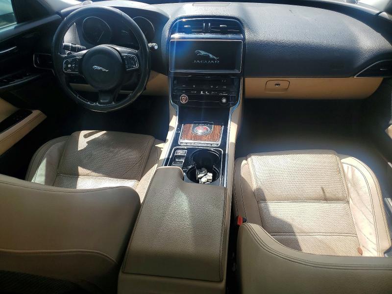 Продаж на аукціоні авто 2017 Jaguar Xe, vin: SAJAE4BG0HA960627, номер лоту: 57160476