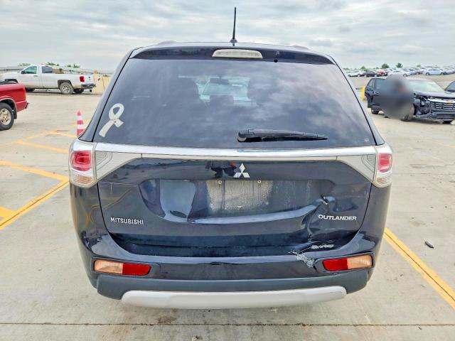2015 Mitsubishi Outlander მანქანა იყიდება აუქციონზე, vin: JA4AZ3A32FZ005400, აუქციონის ნომერი: 58043396
