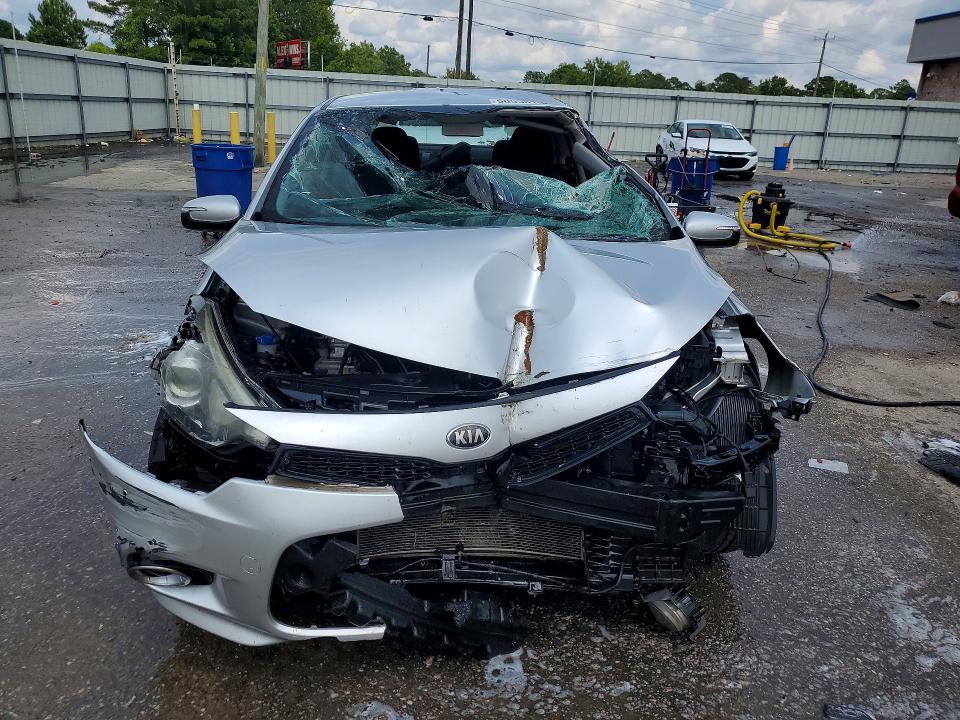 2014 Kia Forte მანქანა იყიდება აუქციონზე, vin: KNAFX6A86E5195378, აუქციონის ნომერი: 58556186