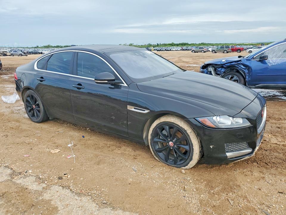 Aukcja sprzedaży 2017 Jaguar Xf, vin: SAJBD4BN4HCY46253, numer aukcji: 57422696