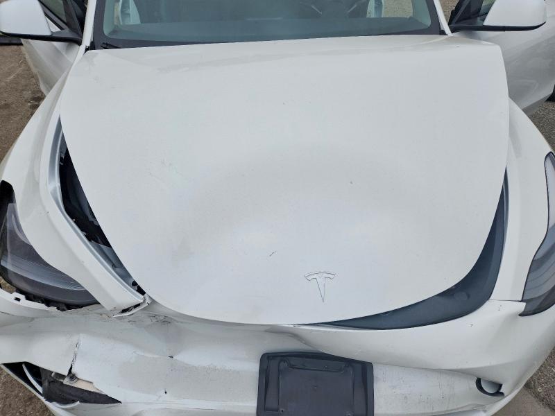 2024 Tesla Model Y მანქანა იყიდება აუქციონზე, vin: 7SAYGDED5RF096128, აუქციონის ნომერი: 59185036