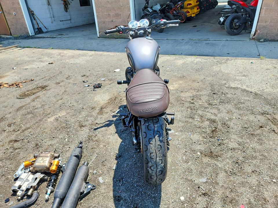 2018 Triumph Motorcycle Bonneville მანქანა იყიდება აუქციონზე, vin: SMTD40HL9JT882789, აუქციონის ნომერი: 57876866