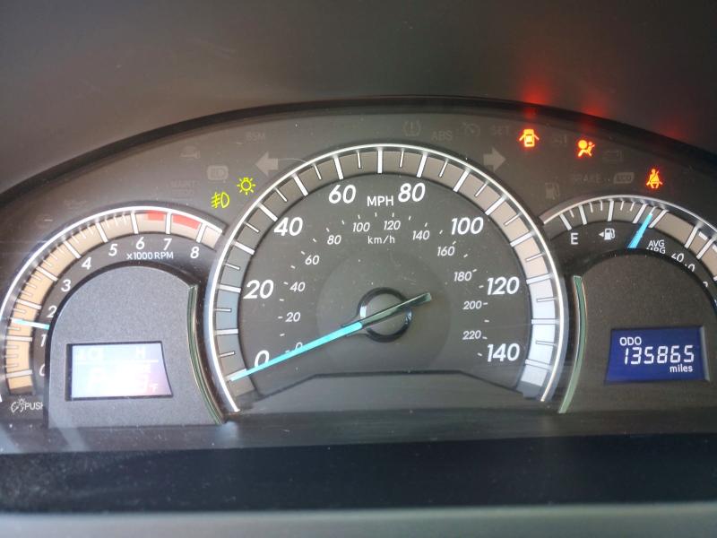 2014 Toyota Camry მანქანა იყიდება აუქციონზე, vin: 4T1BF1FK7EU777664, აუქციონის ნომერი: 53606276