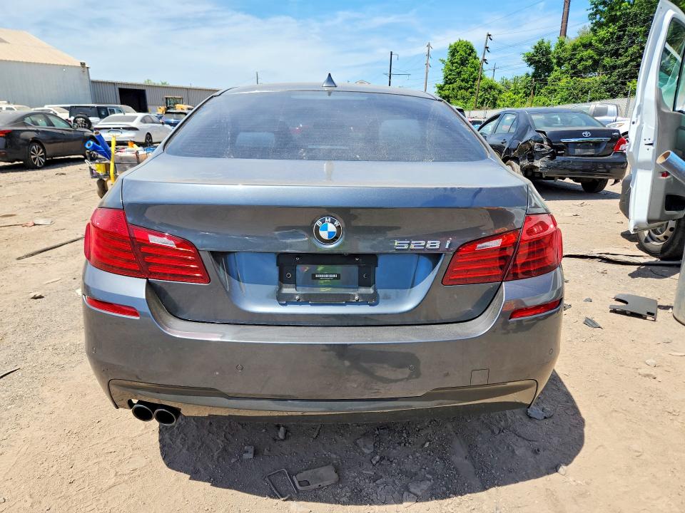 55476266 :رقم المزاد ، WBA5A5C56GD527659 vin ، 2016 Bmw 528 مزاد بيع