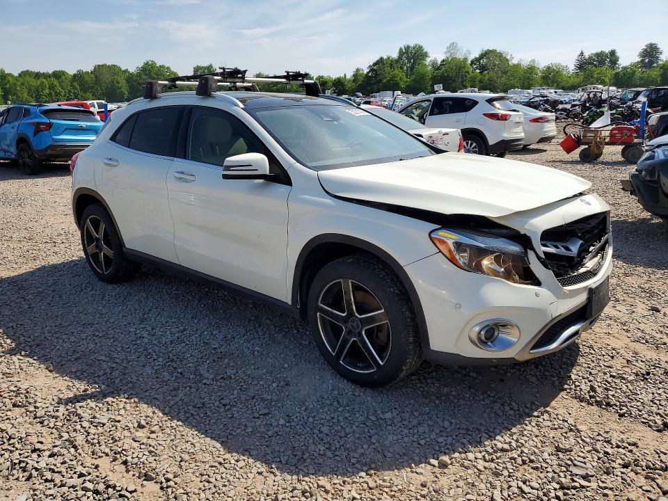 53031436 :رقم المزاد ، WDCTG4GB8JJ379777 vin ، 2018 Mercedes-benz Gla مزاد بيع