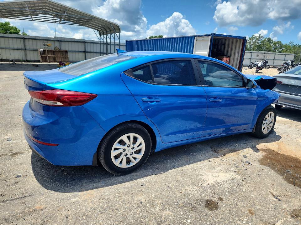 2017 Hyundai Elantra მანქანა იყიდება აუქციონზე, vin: KMHD74LF3HU208748, აუქციონის ნომერი: 56826206
