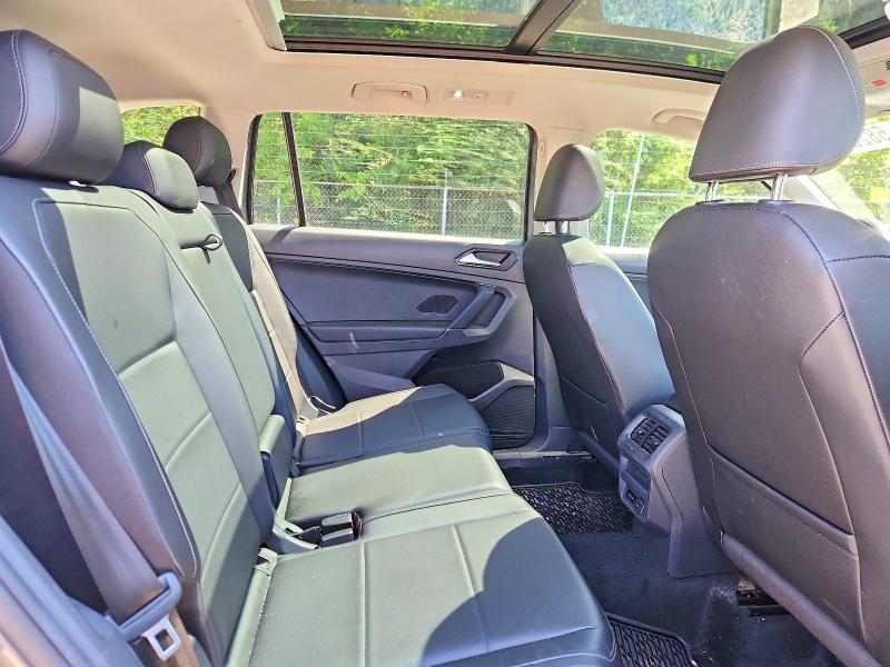 Продажа на аукционе авто 2018 Volkswagen Tiguan, vin: 3VV2B7AX2JM200479, номер лота: 58295026