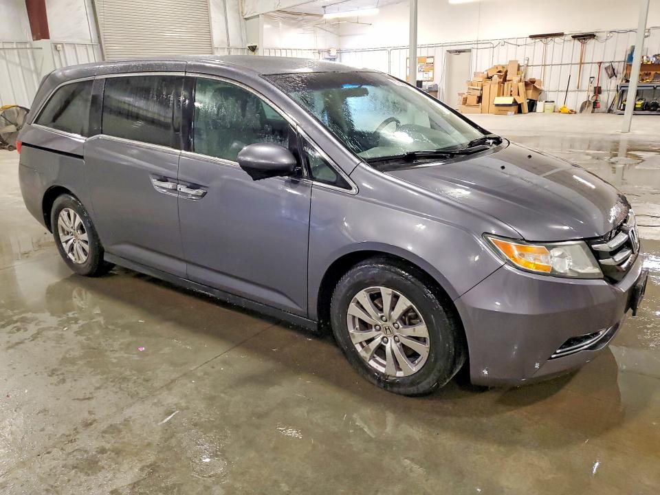 57618206 :رقم المزاد ، 5FNRL5H4XFB042396 vin ، 2015 Honda Odyssey مزاد بيع