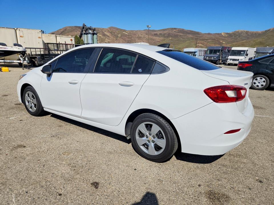 2018 Chevrolet Cruze მანქანა იყიდება აუქციონზე, vin: 1G1BC5SM8J7217133, აუქციონის ნომერი: 58118206