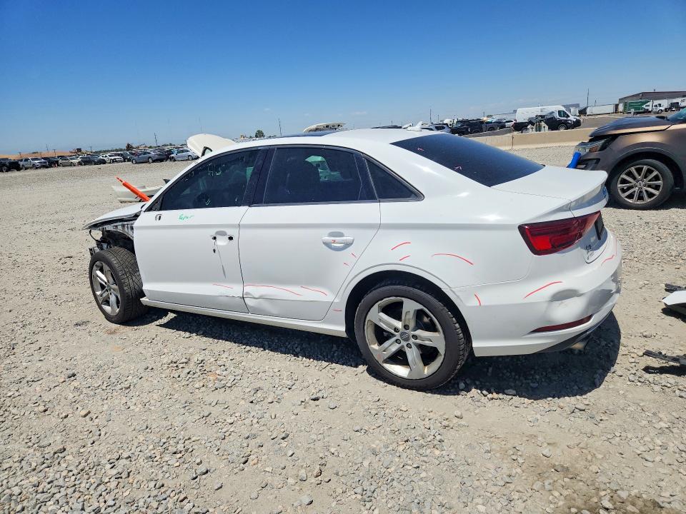 57423876 :رقم المزاد ، WAUB8GFFXH1023018 vin ، 2017 Audi A3 مزاد بيع
