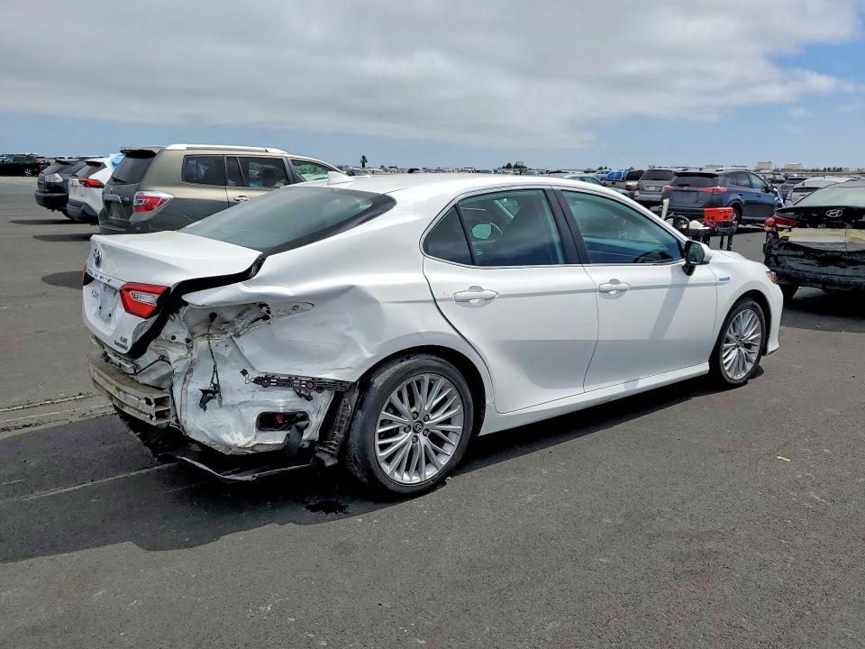 2020 Toyota Camry მანქანა იყიდება აუქციონზე, vin: 4T1C31AK9LU011162, აუქციონის ნომერი: 58156166