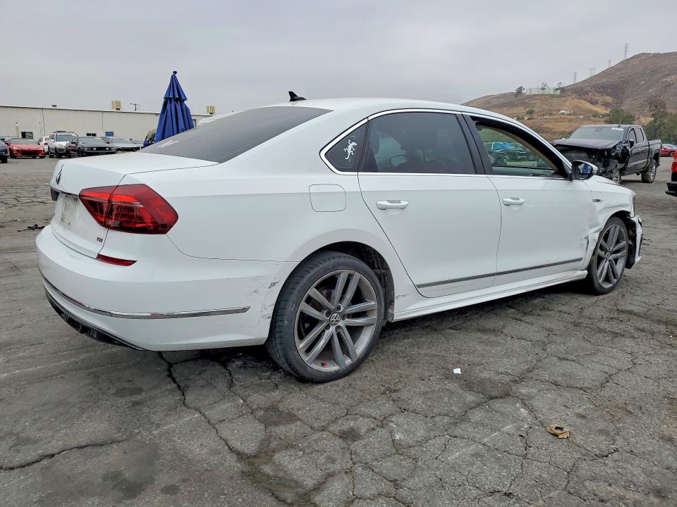 2017 Volkswagen Passat მანქანა იყიდება აუქციონზე, vin: 1VWDT7A34HC000228, აუქციონის ნომერი: 56097506