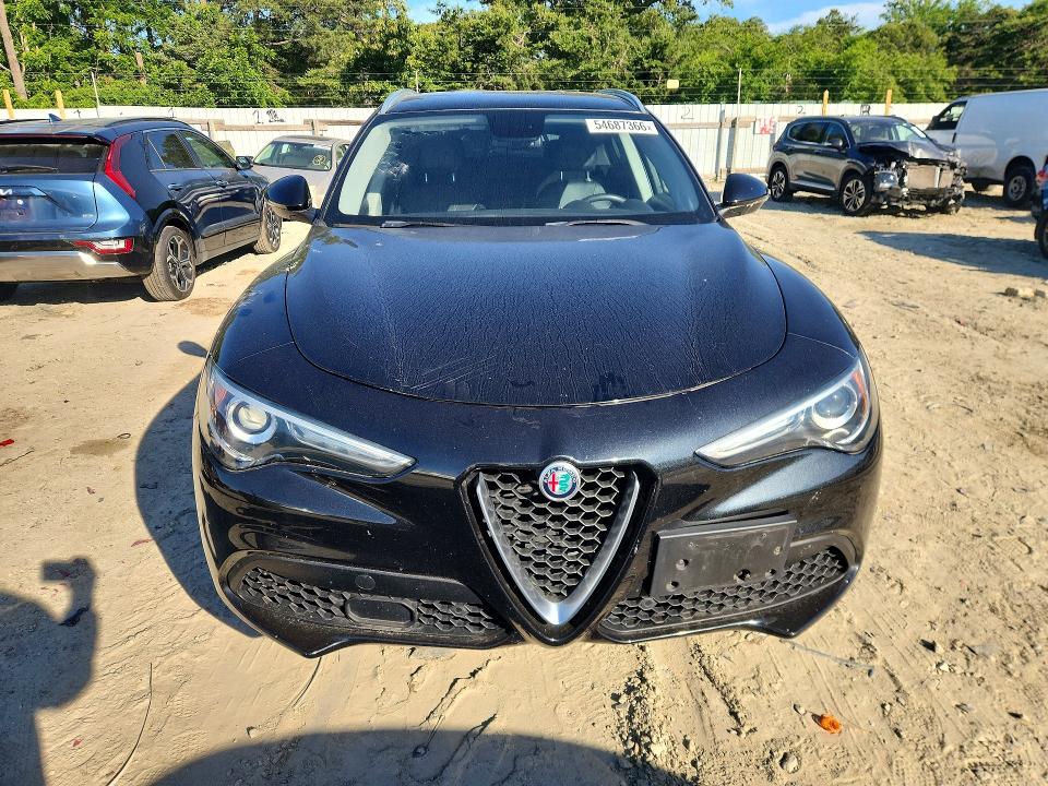 54687366 :رقم المزاد ، ZASFAKAN0J7B70291 vin ، 2018 Alfa Romeo Stelvio مزاد بيع