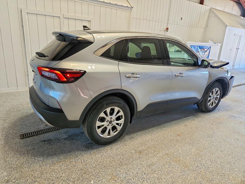 2024 Ford Escape მანქანა იყიდება აუქციონზე, vin: 1FMCU9GN3RUB45557, აუქციონის ნომერი: 56630036
