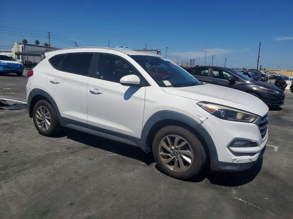 2017 Hyundai Tucson მანქანა იყიდება აუქციონზე, vin: KM8J33A40HU297530, აუქციონის ნომერი: 59193556