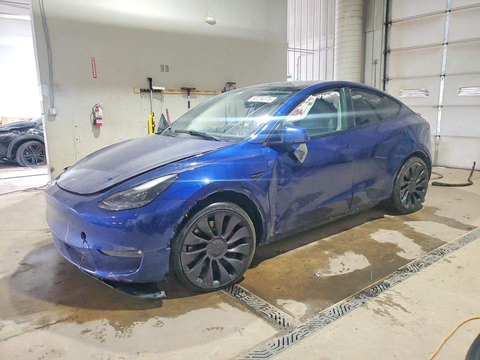 58734076 :رقم المزاد ، 7SAYGDEF1NF532078 vin ، 2022 Tesla Model Y مزاد بيع