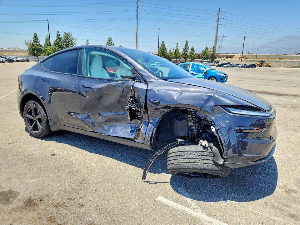 2026 Tesla Model Y მანქანა იყიდება აუქციონზე, vin: 7SAYGDEE1TF361501, აუქციონის ნომერი: 56818596
