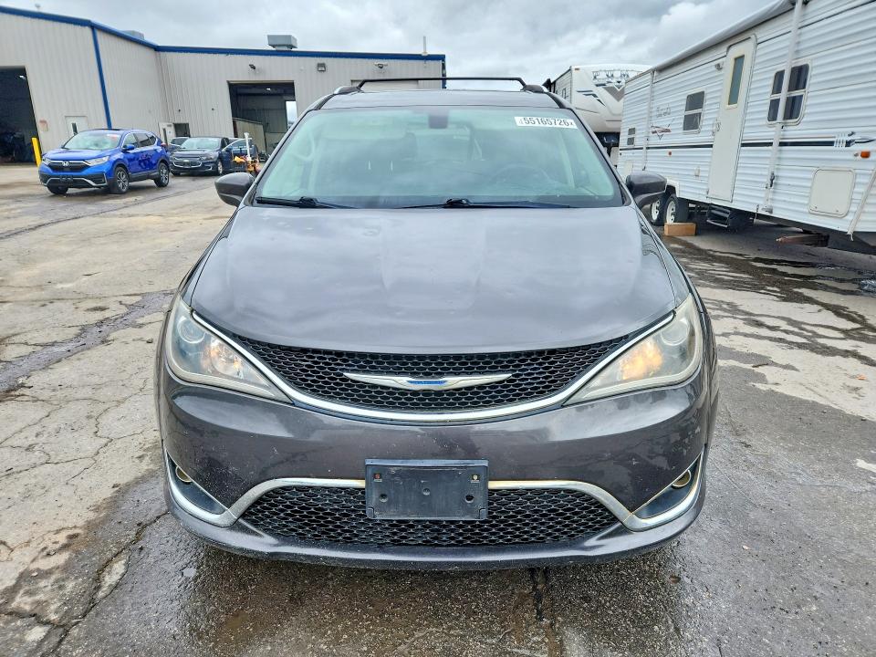 2018 Chrysler Pacifica მანქანა იყიდება აუქციონზე, vin: 2C4RC1BG9JR119901, აუქციონის ნომერი: 55165726