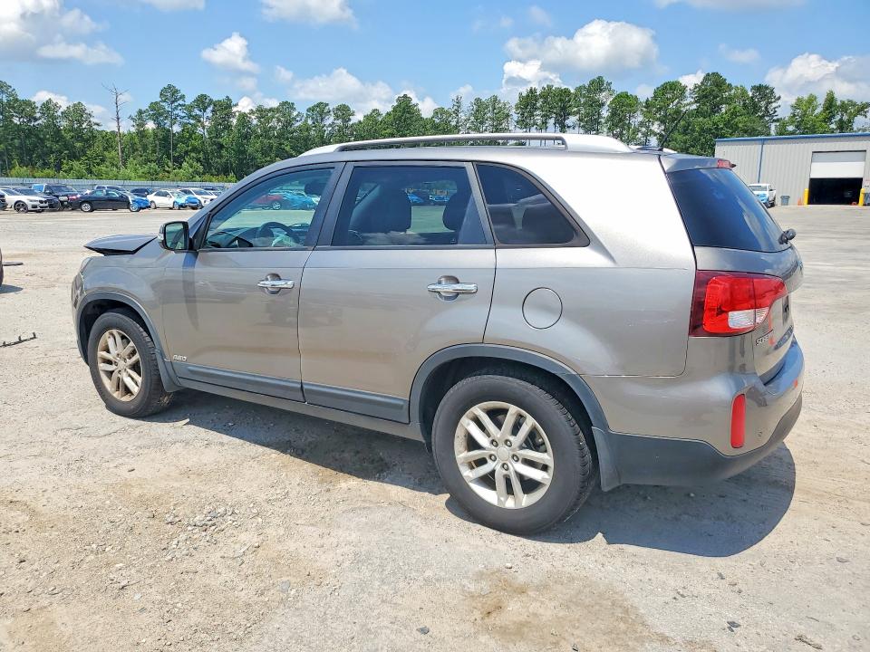 41631816 :رقم المزاد ، 5XYKTCA6XFG655743 vin ، 2015 Kia Sorento مزاد بيع