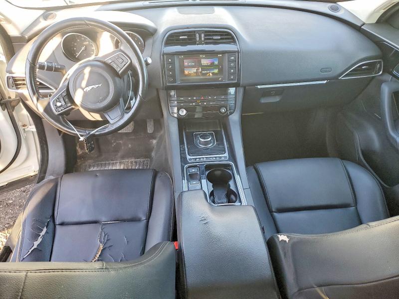 57518396 :رقم المزاد ، SADCJ2FX3JA248835 vin ، 2018 Jaguar F-pace مزاد بيع