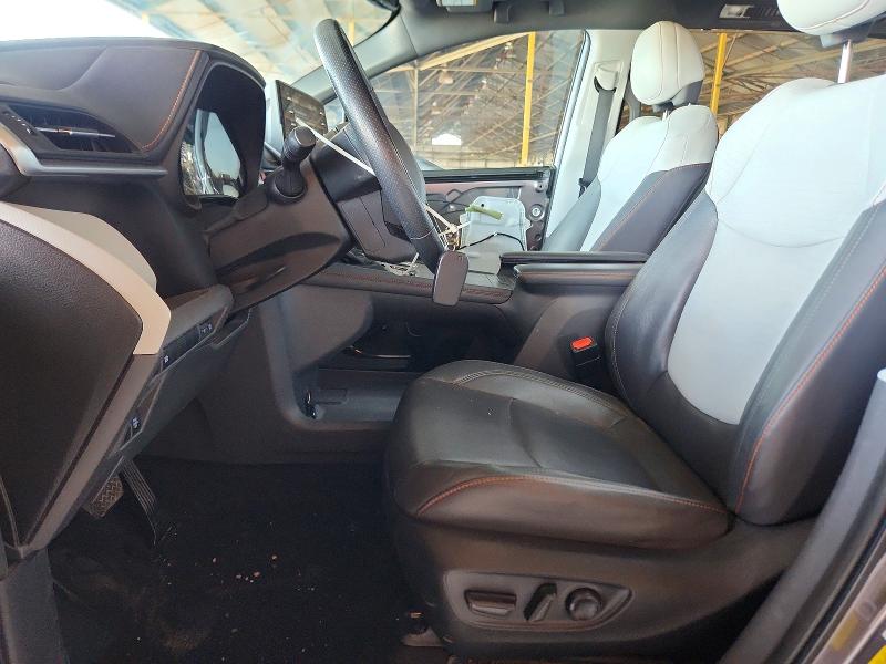 Auction sale of the 2022 Toyota Sienna, vin: 5TDXRKEC7NS092019, lot number: 57040636