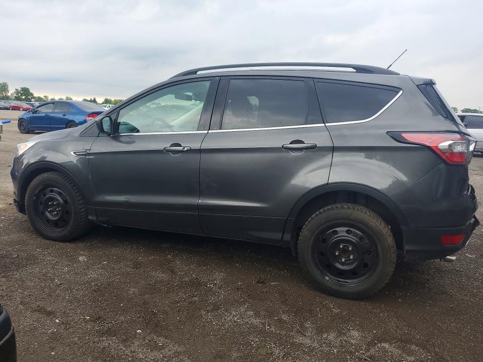2017 Ford Escape მანქანა იყიდება აუქციონზე, vin: 1FMCU0GD2HUD88679, აუქციონის ნომერი: 55785886