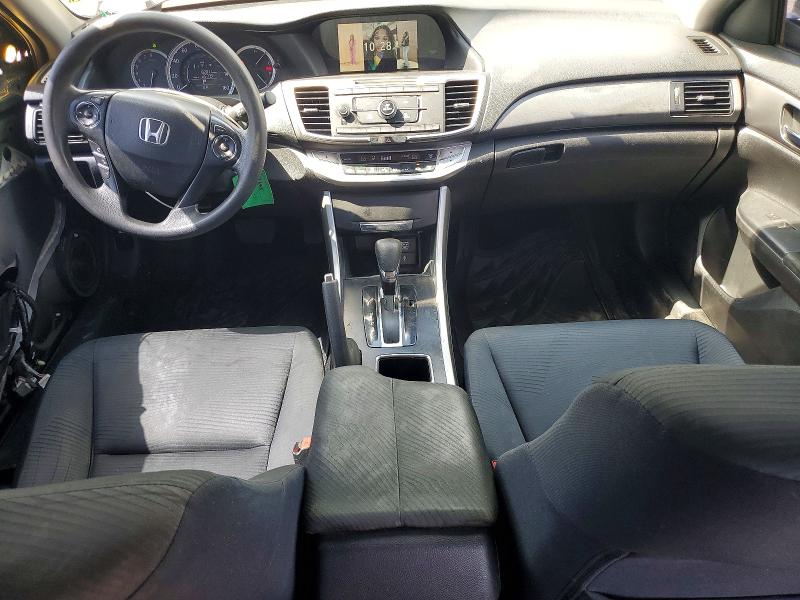 52673096 :رقم المزاد ، 1HGCR2F3XFA039604 vin ، 2015 Honda Accord مزاد بيع