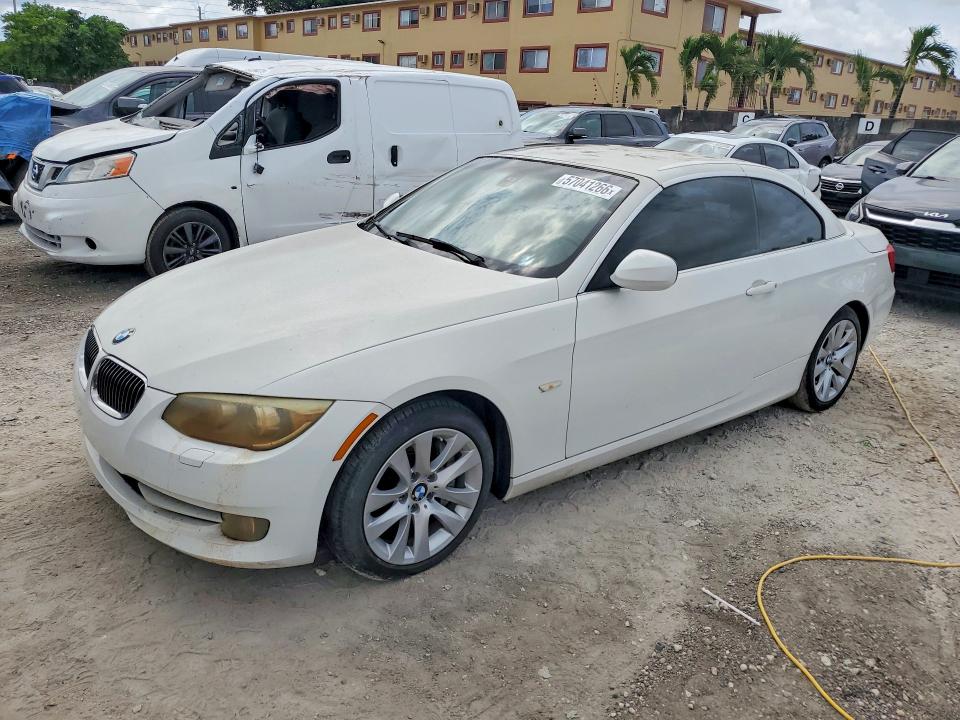 2011 Bmw 335 მანქანა იყიდება აუქციონზე, vin: WBADX7C50BE261001, აუქციონის ნომერი: 57041266