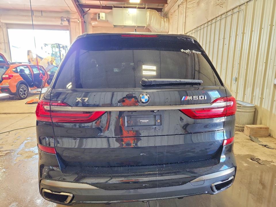 58615926 :رقم المزاد ، 5UXCX6C01L9B33388 vin ، 2020 Bmw X7 مزاد بيع