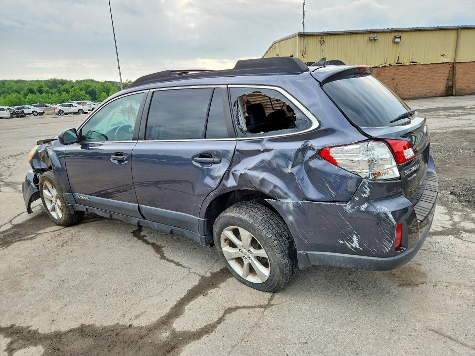 56137716 :رقم المزاد ، 4S4BRDKC0D2200492 vin ، 2013 Subaru Outback مزاد بيع