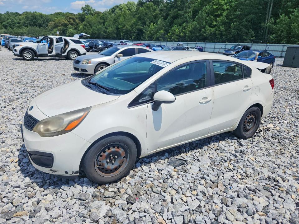 59123816 :رقم المزاد ، KNADM4A35F6441972 vin ، 2015 Kia Rio مزاد بيع